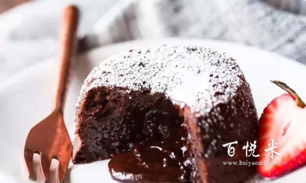超级好吃的爆浆熔岩巧克力蛋糕，零失败，手残党也能做